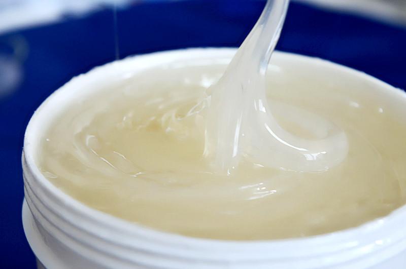 選擇開式齒輪傳動(dòng)潤滑脂需考慮哪些因素？